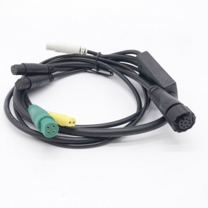 câble répartiteur de puissance avec connecteurs surmoulés à 3 broches et 2 broches